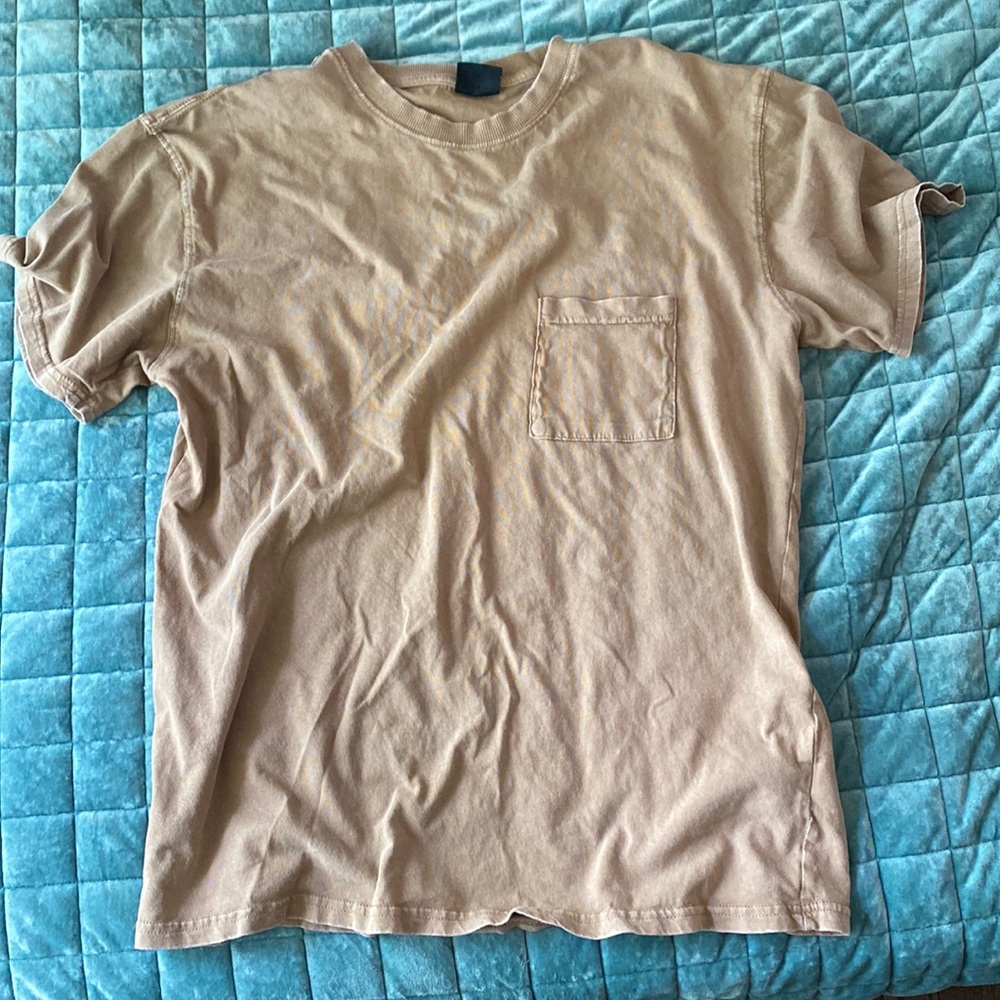 Mens loose fit tee size Medium
